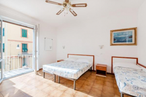 Lia Rooms 4